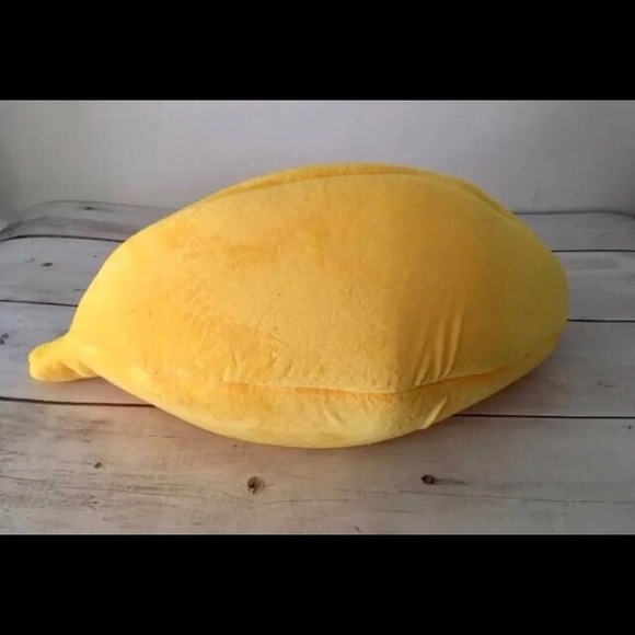 Banana Pet Bed 🍌 - Picture 6 of 6